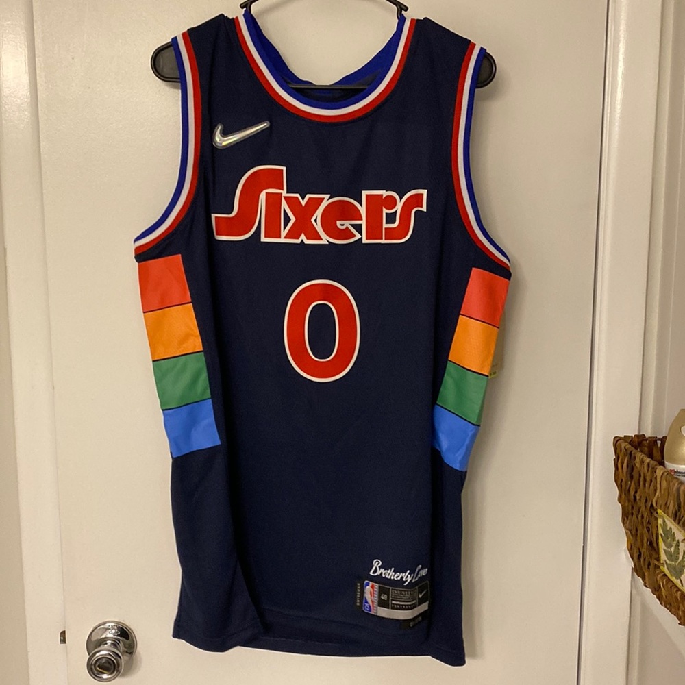 Mens Philadelphia 76ers Maxey spectrum city jersey Large